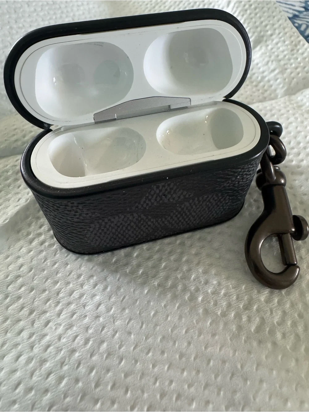 Apple AirPods Pro 2nd Gen. Coach canvas case & clip AIRPODS NOT INCLUDED